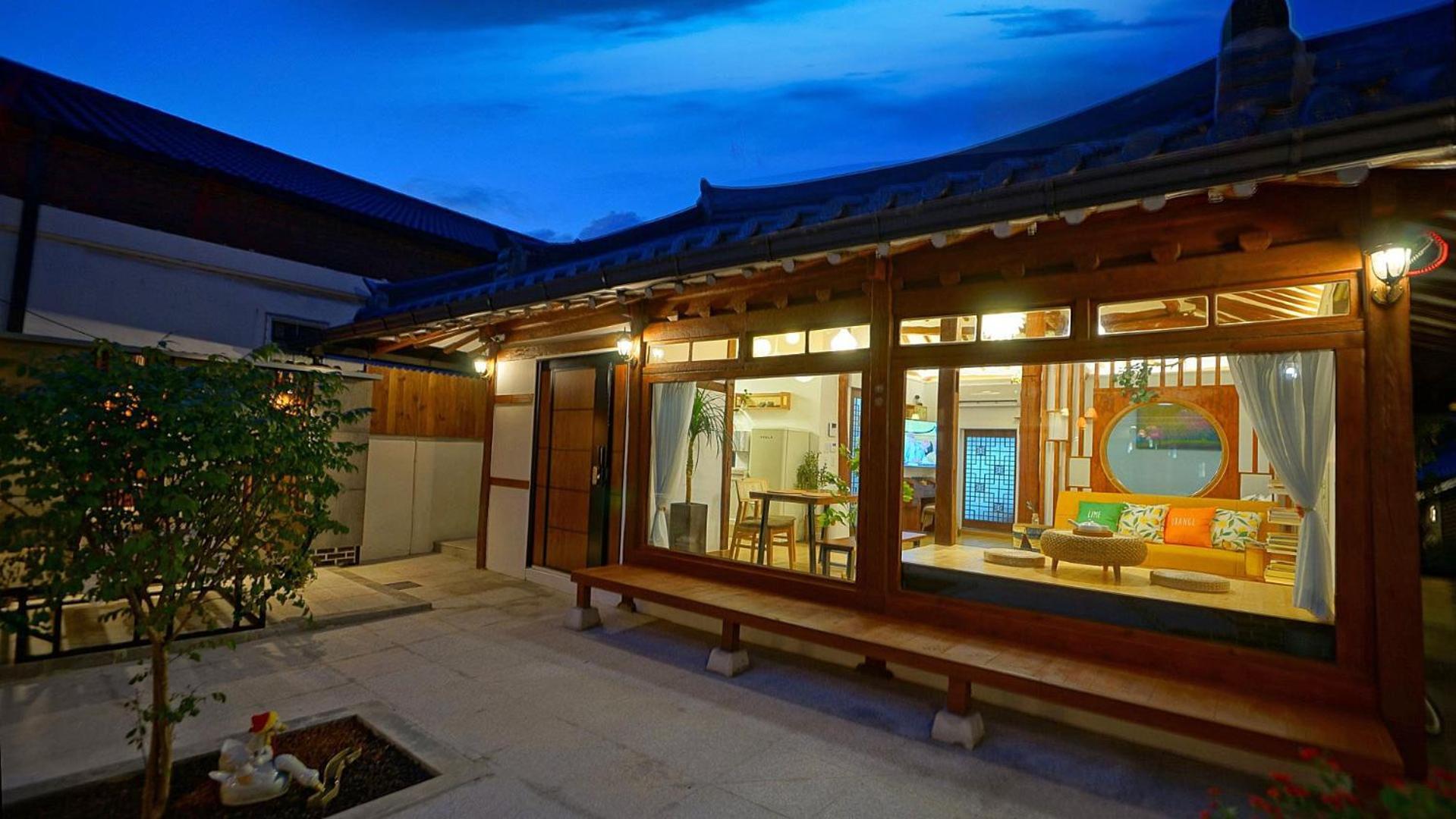 Hotel And Spring à Jeonju Extérieur photo